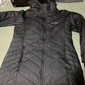 MOVING SALE LOWEST PRICE WARM Columbia jacket